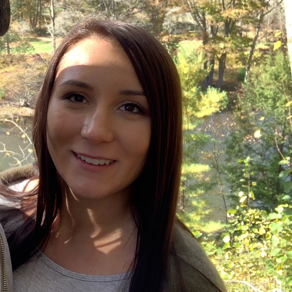 Meet your Posher, Nicole